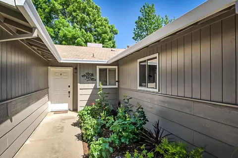 370 Christina Dr, Red Bluff, CA 96080 photo 3