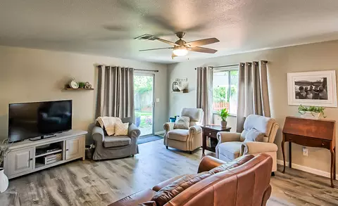 370 Christina Dr, Red Bluff, CA 96080 photo 7