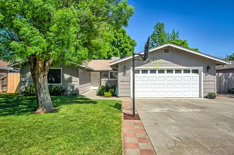 370 Christina Dr, Red Bluff, CA 96080 photo 2