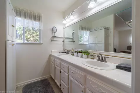 470 Dominica, Redding, CA 96003 photo 23