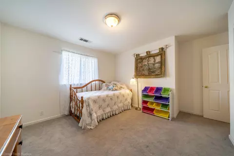 470 Dominica, Redding, CA 96003 photo 26