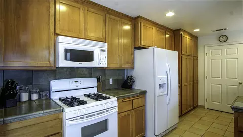 9925 Old Oregon Trl, Redding, CA 96003 photo 9