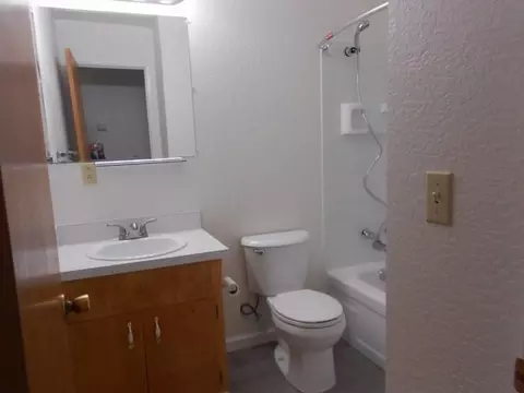 17655 Warwick Pl, Anderson, CA 96007 photo 13