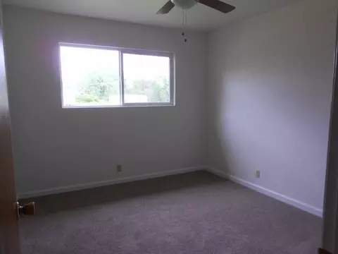 17655 Warwick Pl, Anderson, CA 96007 photo 12