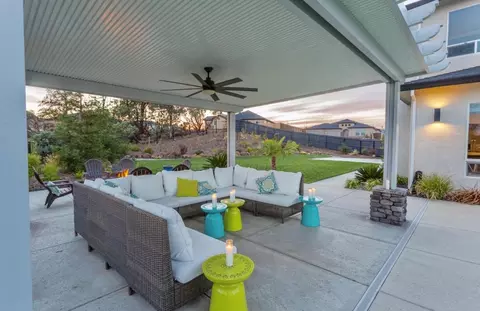 376 Stinson Loop, Redding, CA 96003 photo 7