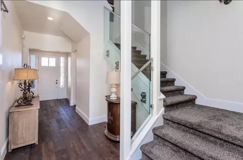 376 Stinson Loop, Redding, CA 96003 photo 10