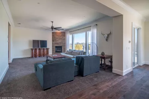 376 Stinson Loop, Redding, CA 96003 photo 15