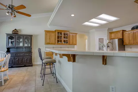 2176 Harvard Way, Redding, CA 96003 photo 11