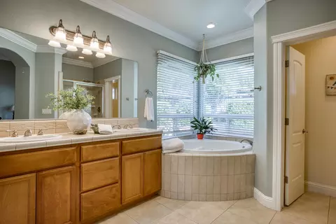 2176 Harvard Way, Redding, CA 96003 photo 21