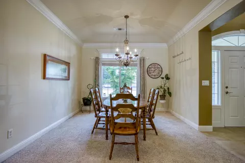 2176 Harvard Way, Redding, CA 96003 photo 7