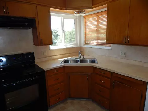 1717 Regent Ave, Redding, CA 96001 photo 13
