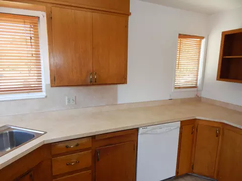 1717 Regent Ave, Redding, CA 96001 photo 16