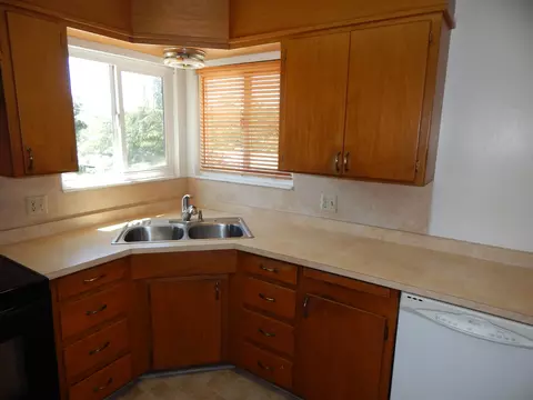 1717 Regent Ave, Redding, CA 96001 photo 17
