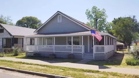 1333 1st St, Red Bluff, CA 96080 photo 1