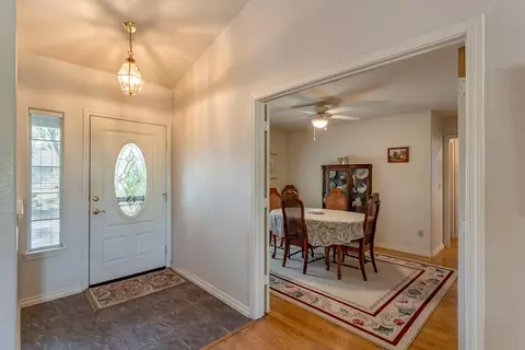 11541 La Costa Ct, Redding, CA 96003 photo 9