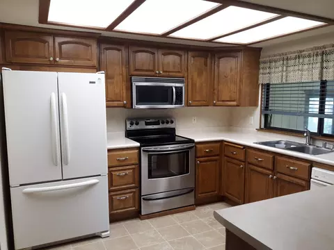 21057 View Lake Dr, Redding, CA 96003 photo 13