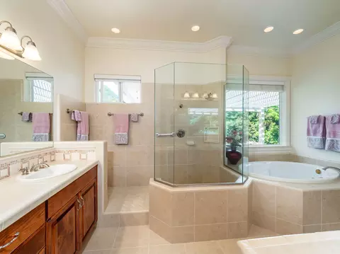2637 La Rinconada Pl, Redding, CA 96002 photo 38
