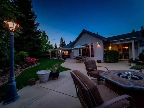 2637 La Rinconada Pl, Redding, CA 96002 photo 76