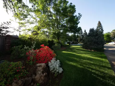 2637 La Rinconada Pl, Redding, CA 96002 photo 58