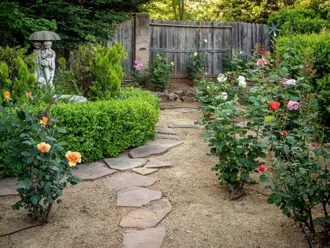 2637 La Rinconada Pl, Redding, CA 96002 photo 48