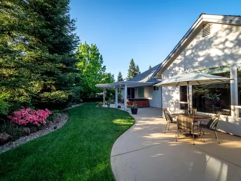 2637 La Rinconada Pl, Redding, CA 96002 photo 60