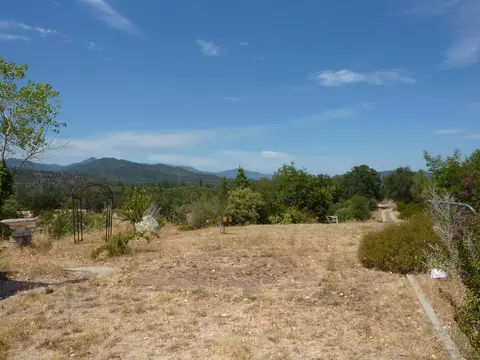 16155 Laurie Ann Ln, Redding, CA 96001 photo 1