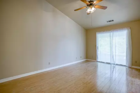 671 St Thomas Pkwy, Redding, CA 96003 photo 10