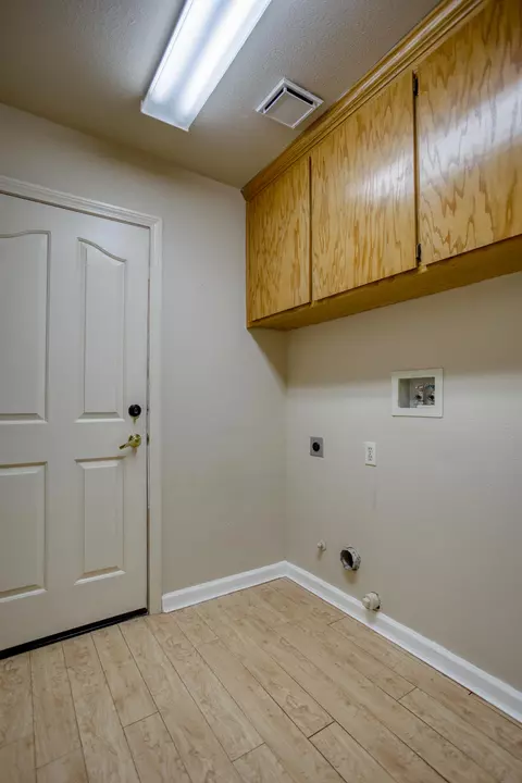 671 St Thomas Pkwy, Redding, CA 96003 photo 16