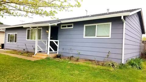 2333 Galaxy Way, Redding, CA 96002 photo 3