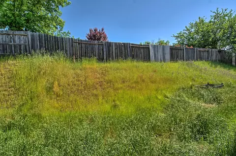 1471 Duck Tail Ct, Redding, CA 96003 photo 19