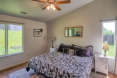 1471 Duck Tail Ct, Redding, CA 96003 photo 11