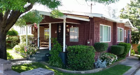 2028 Gold St, Redding, CA 96001 photo 1