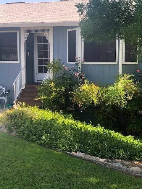 4470 Swallowtail Ct, Redding, CA 96003 photo 3