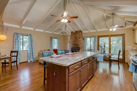 2905 Pioneer Dr, Redding, CA 96001 photo 9