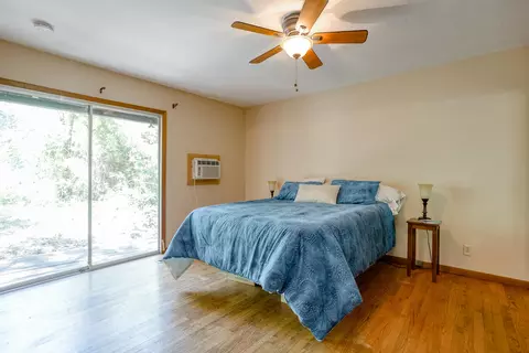 2905 Pioneer Dr, Redding, CA 96001 photo 13