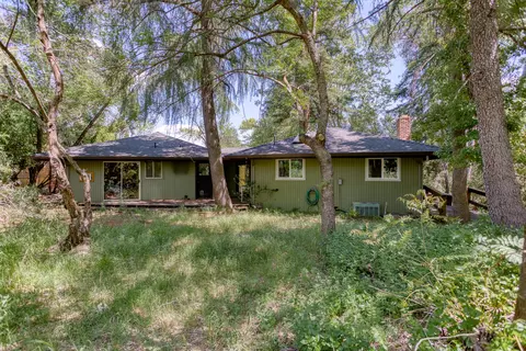 2905 Pioneer Dr, Redding, CA 96001 photo 4