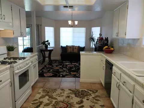 1946 Breckenwood Dr, Redding, CA 96002 photo 8
