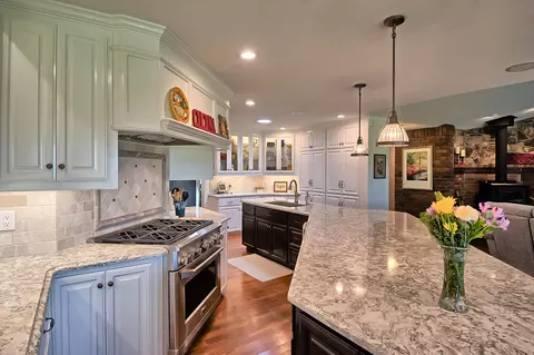 7078 Tucker Ln, Redding, CA 96002 photo 16