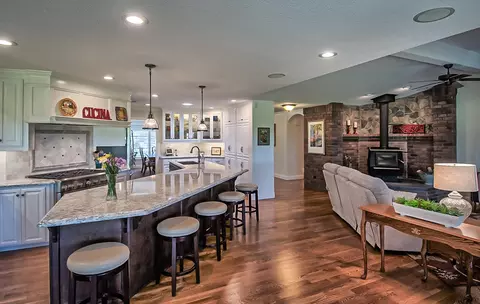 7078 Tucker Ln, Redding, CA 96002 photo 14