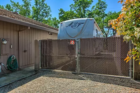 7078 Tucker Ln, Redding, CA 96002 photo 59