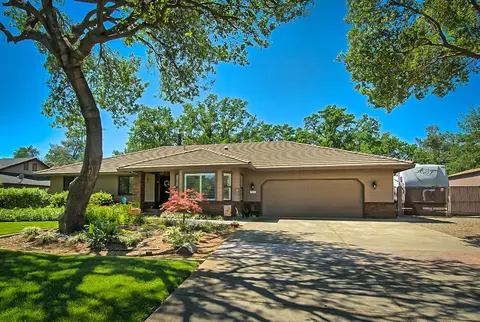 7078 Tucker Ln, Redding, CA 96002 photo 4