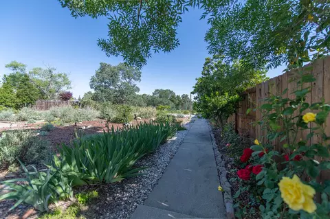 3036 Blue Bell Dr, Redding, CA 96001 photo 23