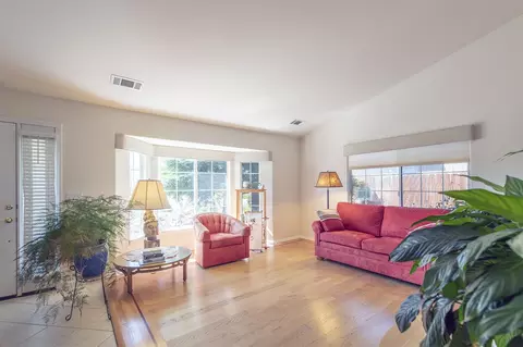 3036 Blue Bell Dr, Redding, CA 96001 photo 3