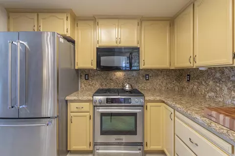 3036 Blue Bell Dr, Redding, CA 96001 photo 7