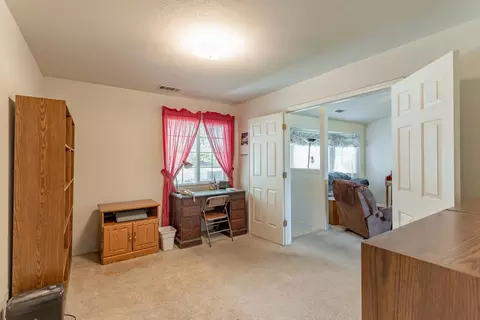 440 Viewpoint Dr, Redding, CA 96003 photo 12