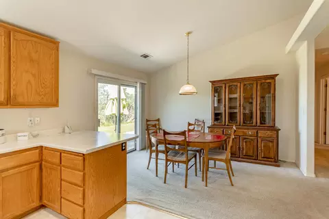 440 Viewpoint Dr, Redding, CA 96003 photo 8