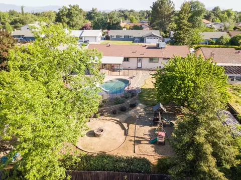 1137 Lorraine Dr, Redding, CA 96002 photo 40
