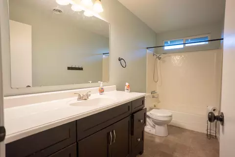1137 Lorraine Dr, Redding, CA 96002 photo 18