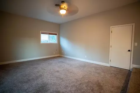 1137 Lorraine Dr, Redding, CA 96002 photo 14
