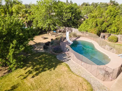 1137 Lorraine Dr, Redding, CA 96002 photo 39